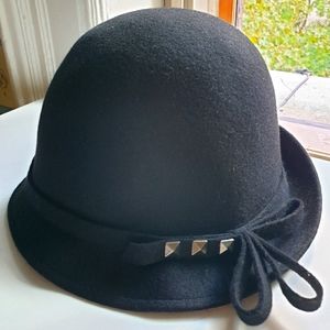 Wool cloche hat with studded bow
